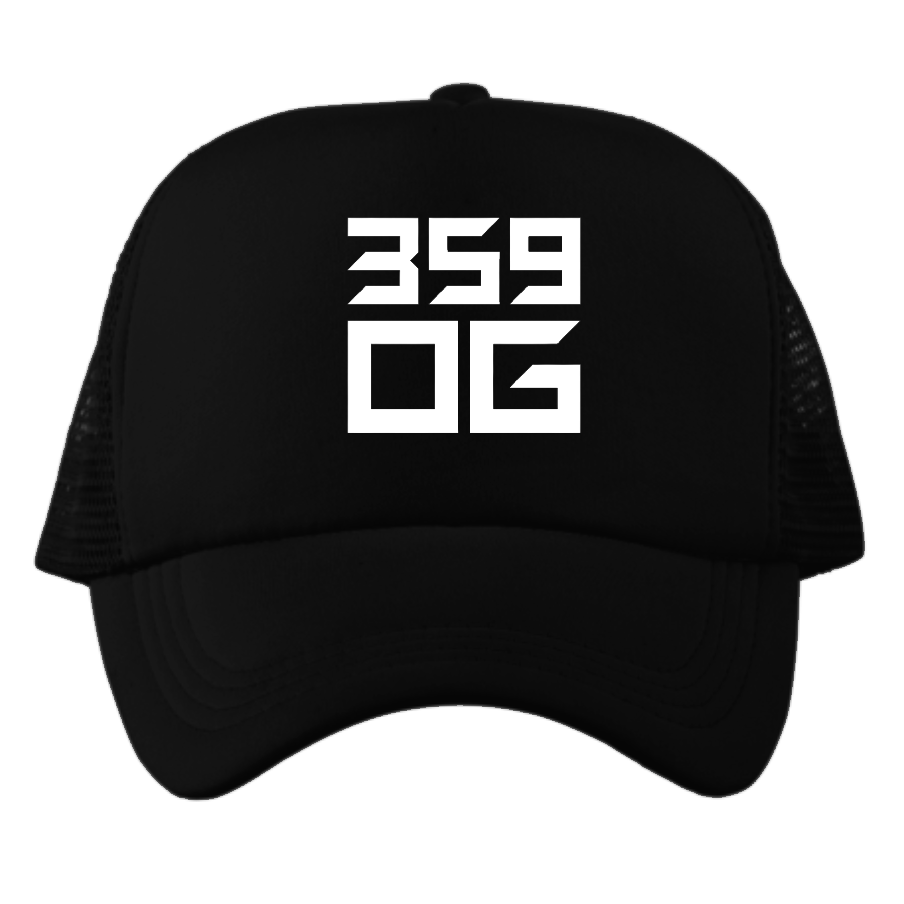 Черна трукер шапка 359OG с бяло лого